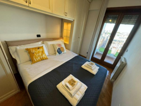 Cozy Flat with Balcony